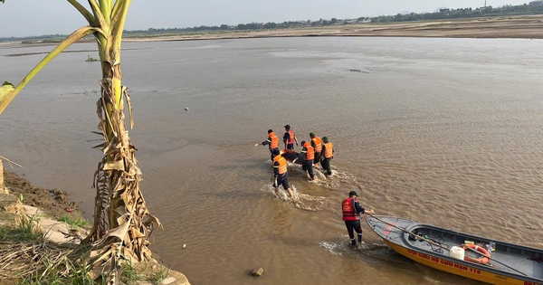 Xót xa vụ 5 học sinh tử vong thương tâm: “Cát sụt khiến các em hoảng loạn, rồi kéo nhau xuống”